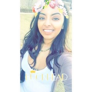 Meet your Posher, Dominique